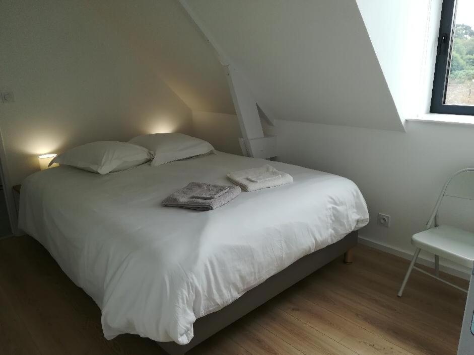Les Sous Le Phare Apartment